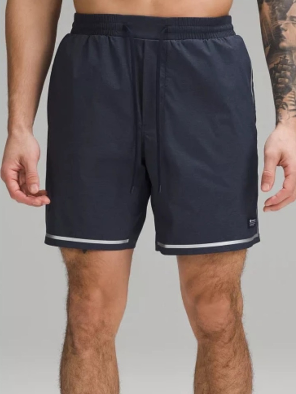 Lululemon athletica Hybrid Pool Short Men's Navy Athletic Swim Shorts medium